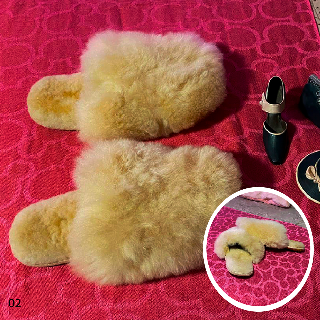 Alpaca slippers - On Sale