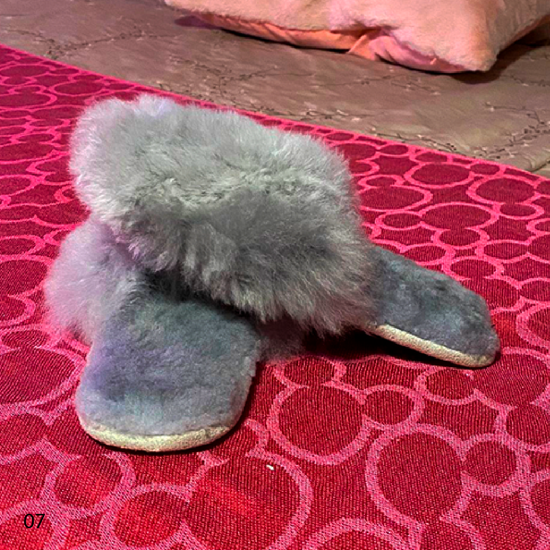 Alpaca slippers - On Sale