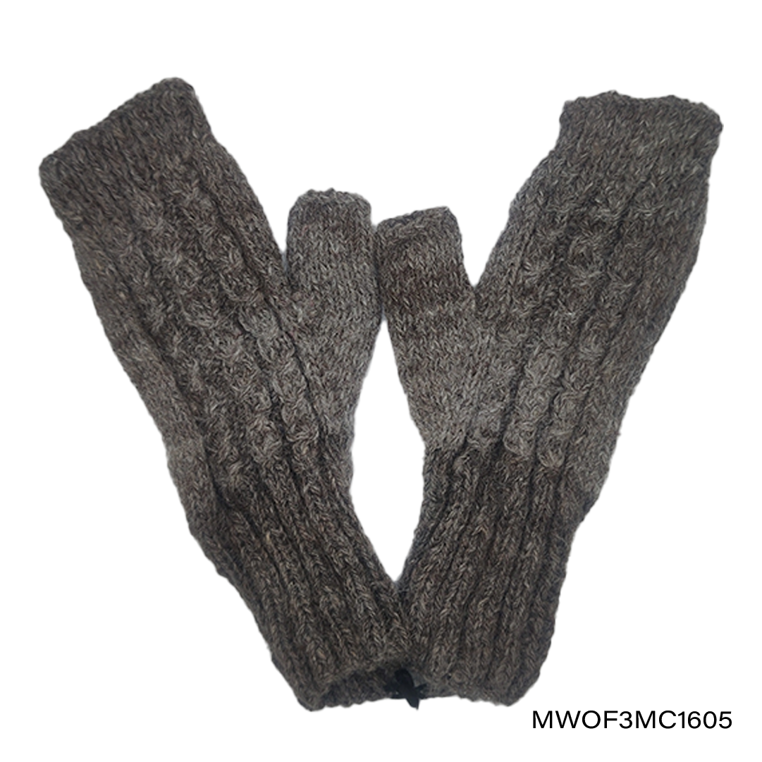 Mittens fingerless W Three Mini Cables