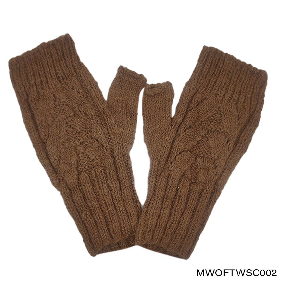 Mittens WOF Triangle w Sta Clara